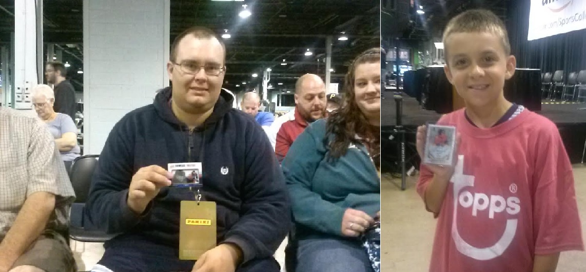 Some happy DACW Live fans with some free packs